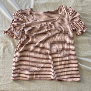 Loft Outlet top size large